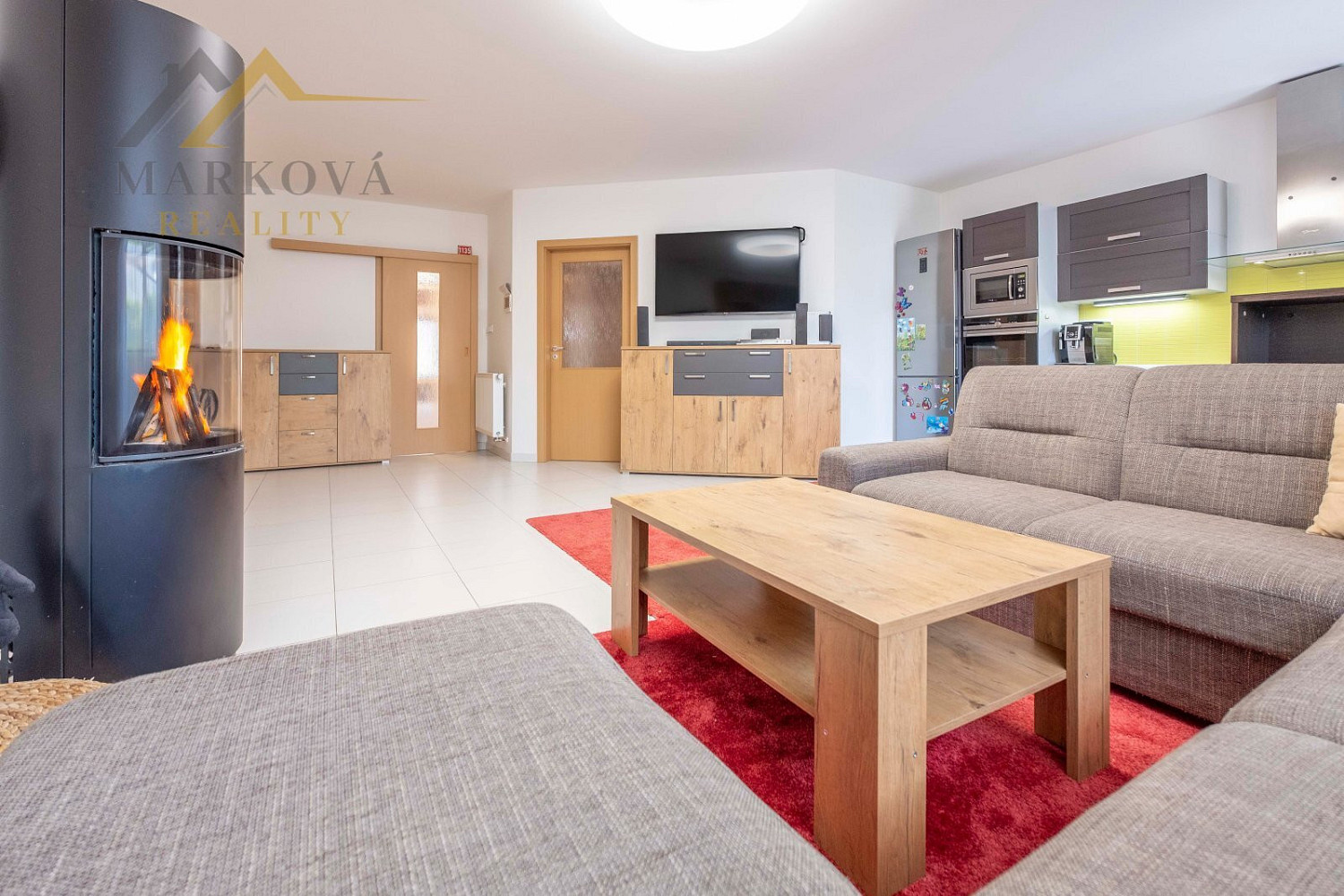Prodej domu 97 m² s pozemkem 560 m² — photo 2