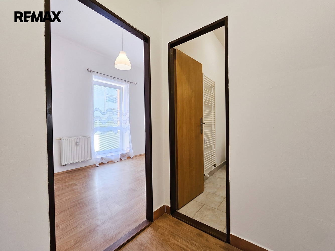 Pronájem bytu 2+kk 39 m² – fotografie 5