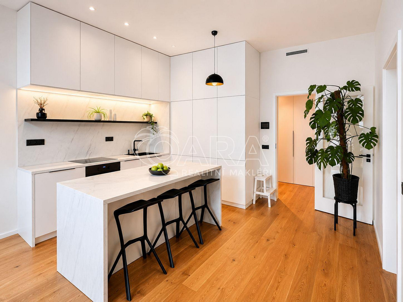Pronájem bytu 2+kk 62 m² – pohled 6