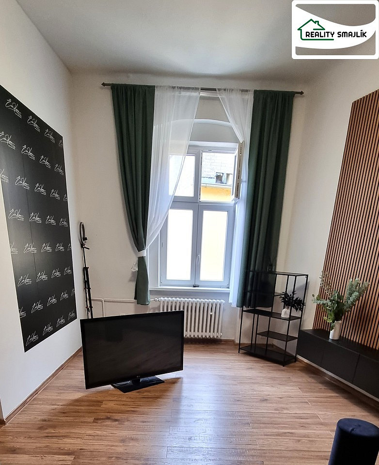 Pronájem kanceláře 28 m² – fotografie 5