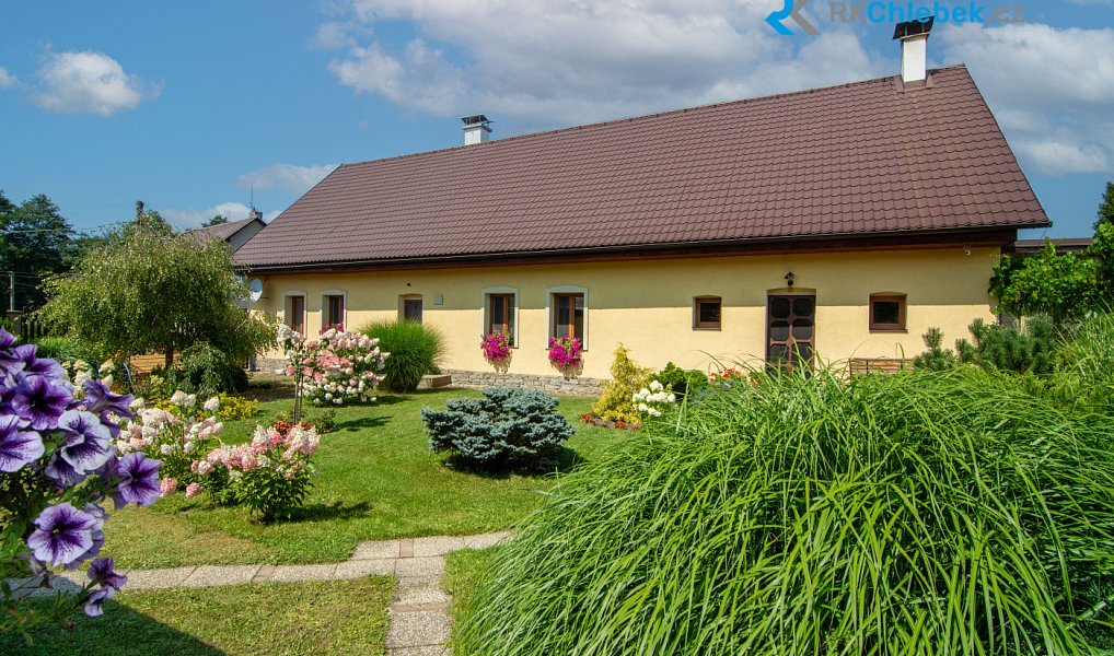 Prodej domu 283 m² s pozemkem 2 549 m², Kozlovice – náhled fotky 2