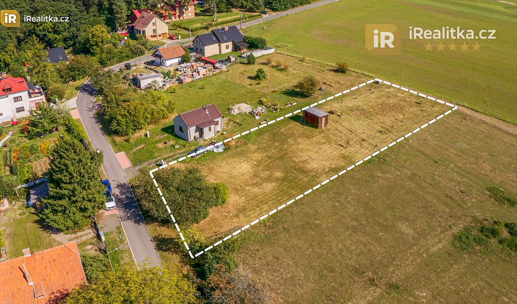 Prodej stavebního pozemku 1 910 m², Charvatce – náhled fotky 11