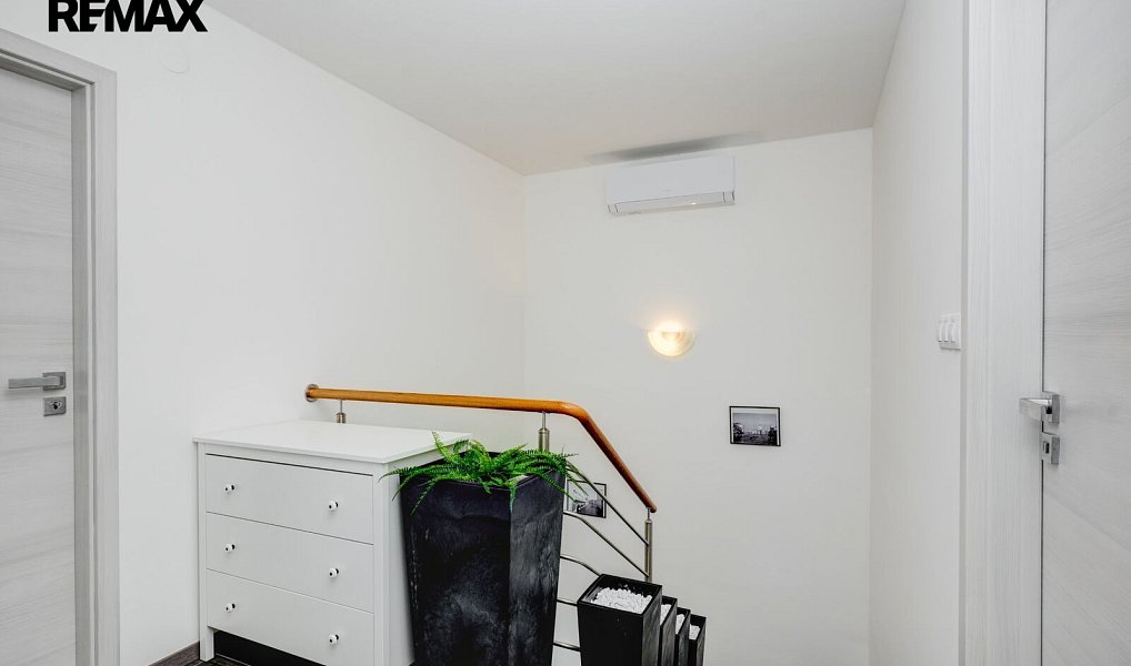 Prodej domu 117 m² s pozemkem 890 m², Hvozdec – náhled fotky 16