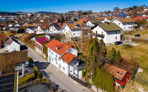 Prodej domu 213 m² s pozemkem 350 m², Regen, Niederbayern, Německo