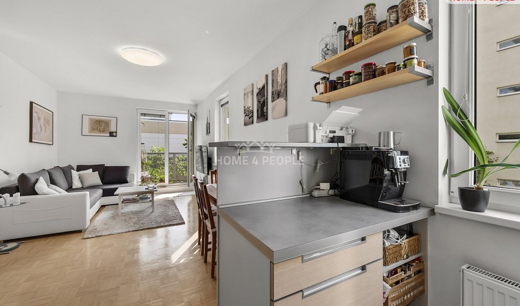 Prodej bytu 2+kk 48 m², Praha – náhled fotky 9