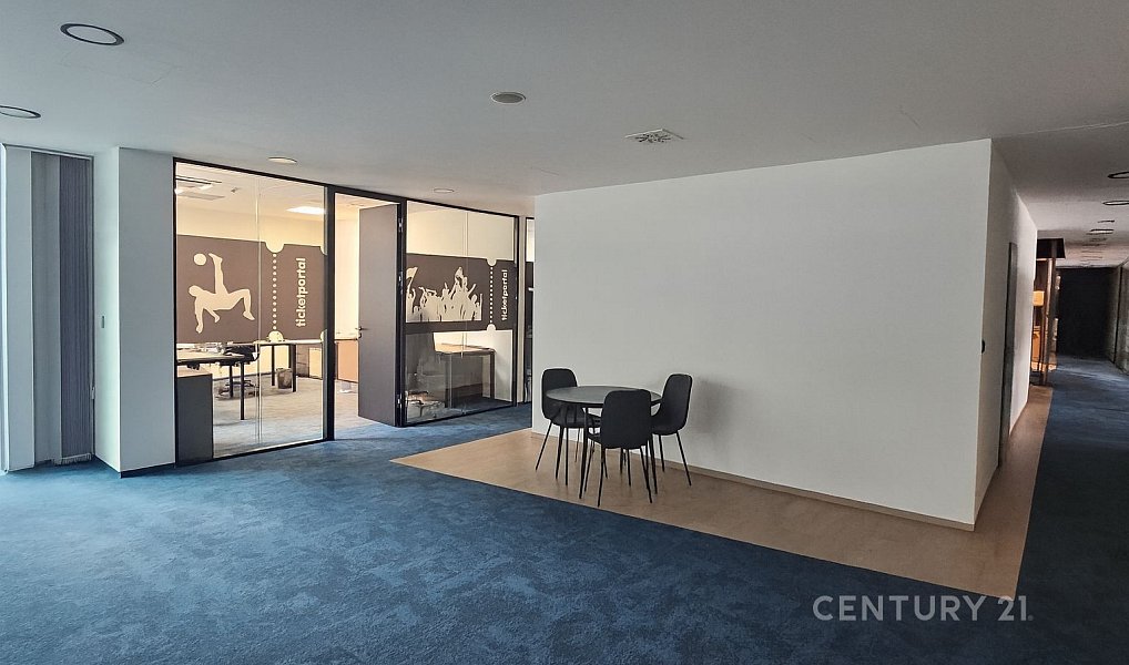 Pronájem kanceláře 740 m², Praha – náhled fotky 7