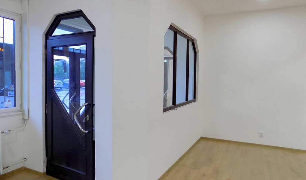 Pronájem kanceláře 114 m², Česká Lípa – náhled fotky 2