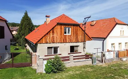 Prodej domu 200 m² s pozemkem 326 m², Chlumany, okres Prachatice