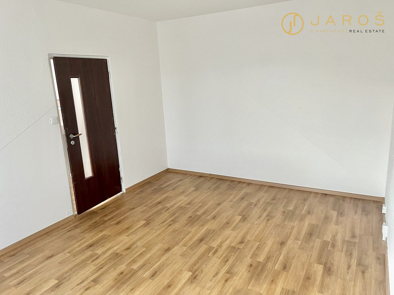 Pronájem bytu 1+1 36 m² – fotografie 3