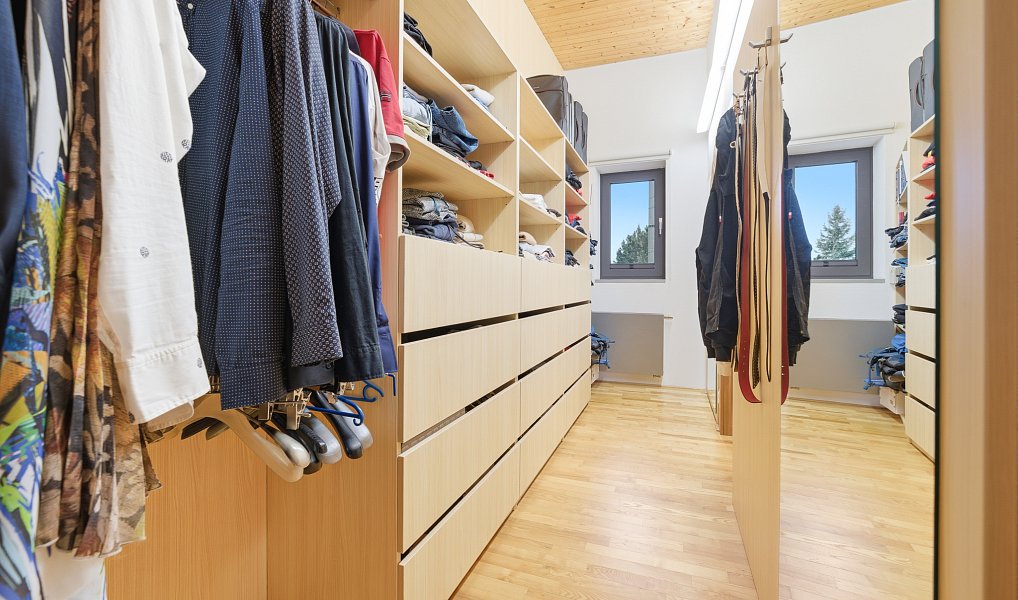 Prodej domu 252 m² s pozemkem 4 031 m², Fryšták – náhled fotky 15
