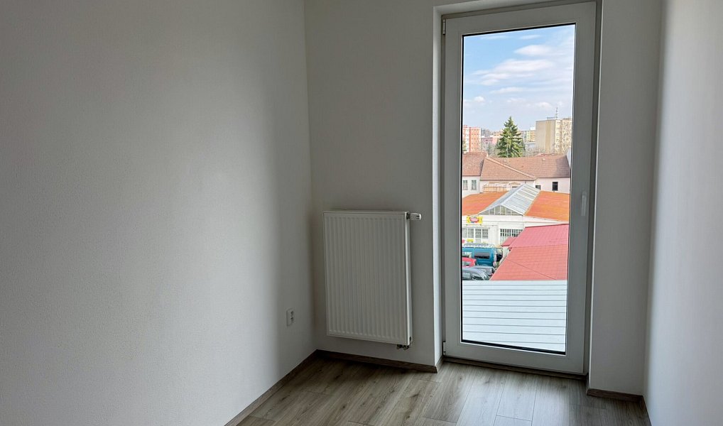 Pronájem bytu 2+1 51 m², Klatovy – náhled fotky 4