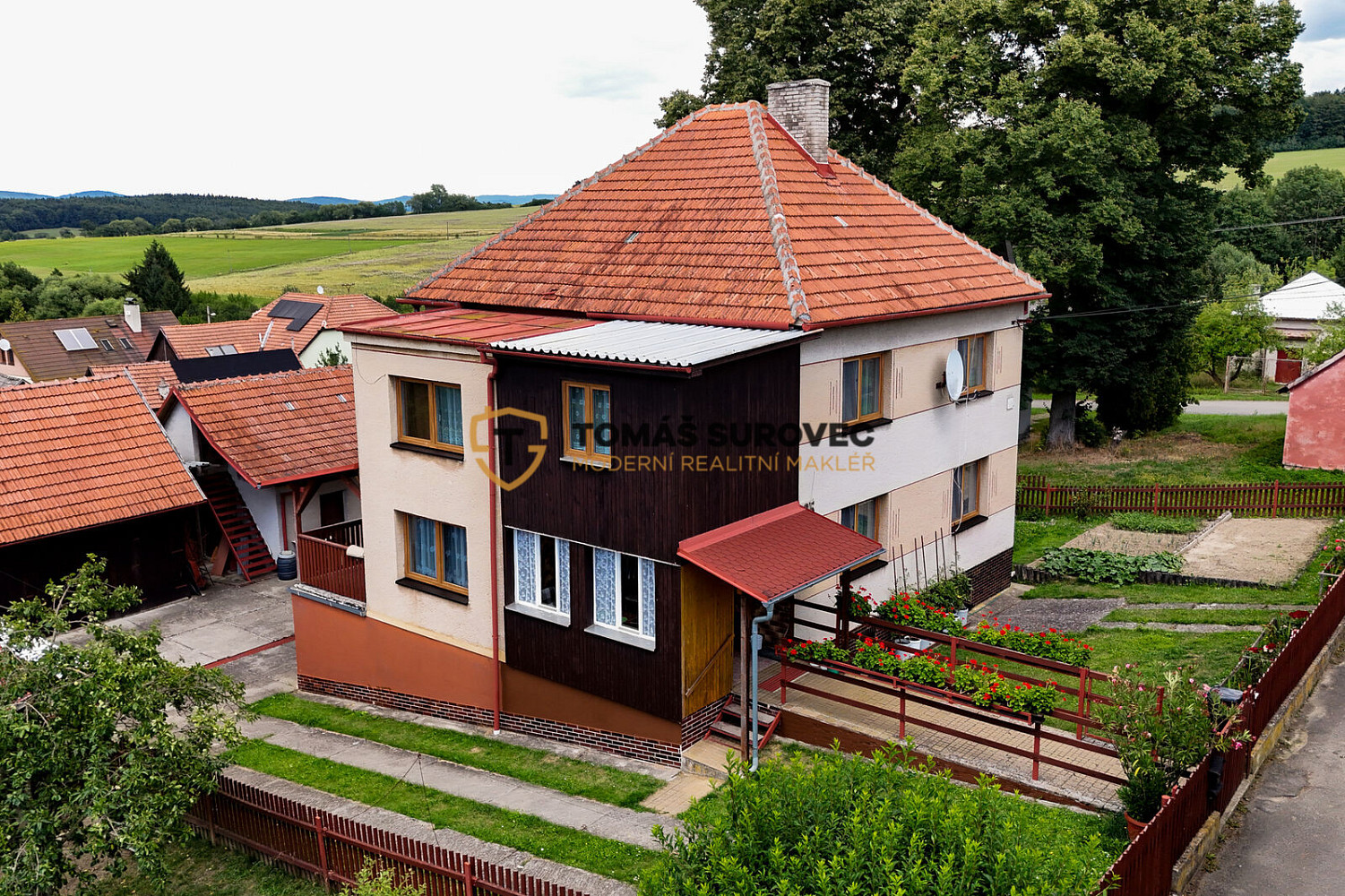 Prodej domu 260 m² s pozemkem 2 204 m² – fotografie 4