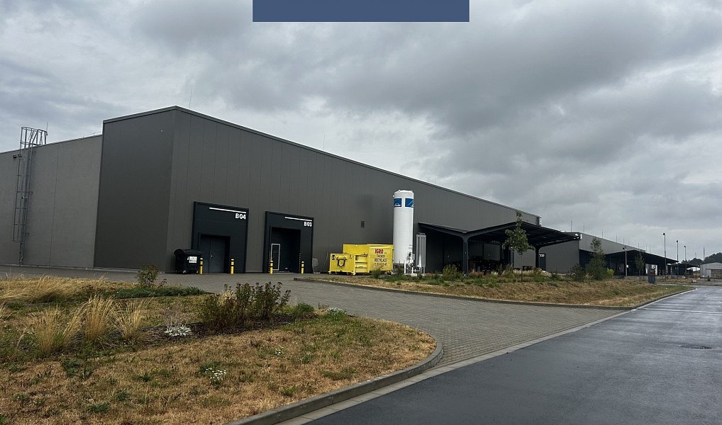 Pronájem skladovacích prostor 2 500 m², Tachov – náhled fotky 2