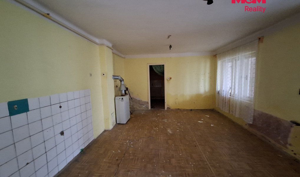 Prodej domu 180 m² s pozemkem 827 m², Vlkoš – náhled fotky 11