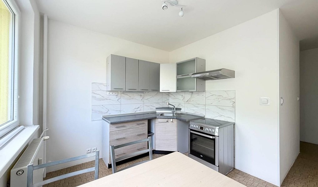 Prodej bytu 2+1 61 m², Klášterec nad Ohří – náhled fotky 3