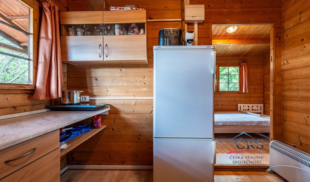 Prodej chaty/chalupy 23 m² s pozemkem 370 m², Praha – náhled fotky 12