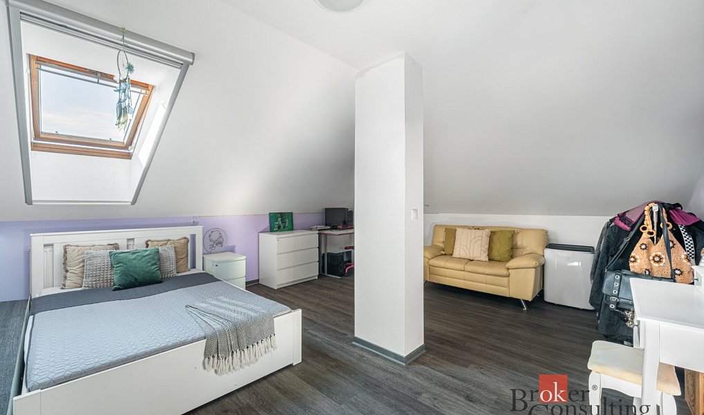 Prodej domu 195 m² s pozemkem 1 215 m², Kamenice – náhled fotky 22