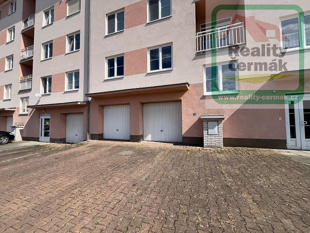 Garáž - holýšov, okr. plzeň-jih — photo 3