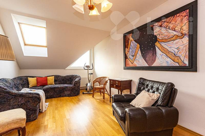 Prodej domu 131 m² s pozemkem 281 m² — photo 3