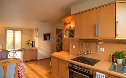 Prodej bytu 3+kk 72 m², Konopišťská, Praha 10 - Vršovice