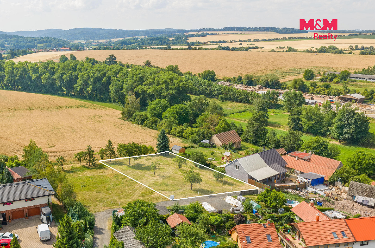 Prodej stavebního pozemku 1 423 m² — photo 2