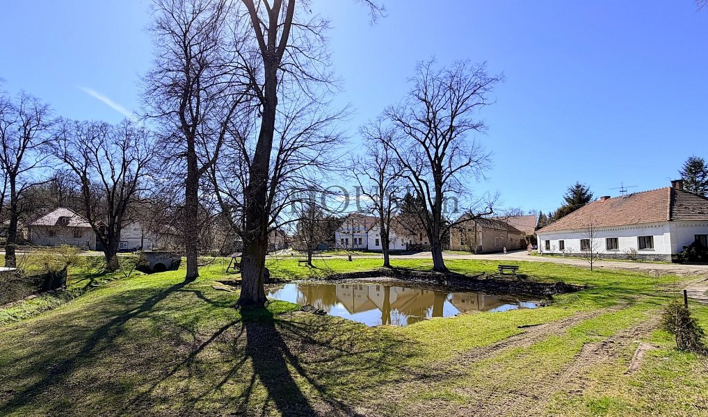 Prodej domu 201 m² s pozemkem 512 m², Horní Kruty – náhled fotky 39