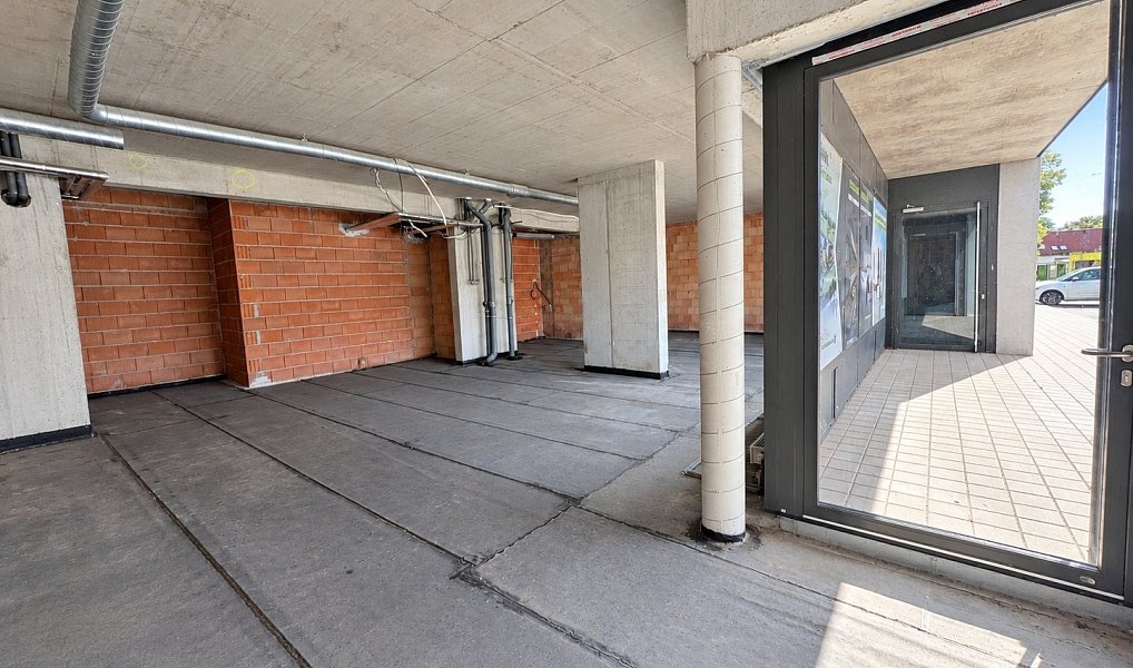 Prodej obchodních prostor 128 m², Oslavany – náhled fotky 6