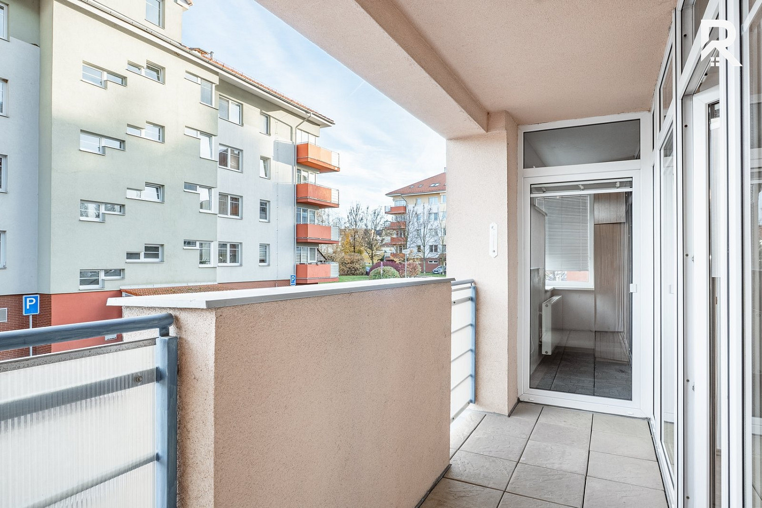 Pronájem bytu 2+kk 55 m² — photo 3