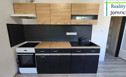 Pronájem bytu 1+1 44 m²