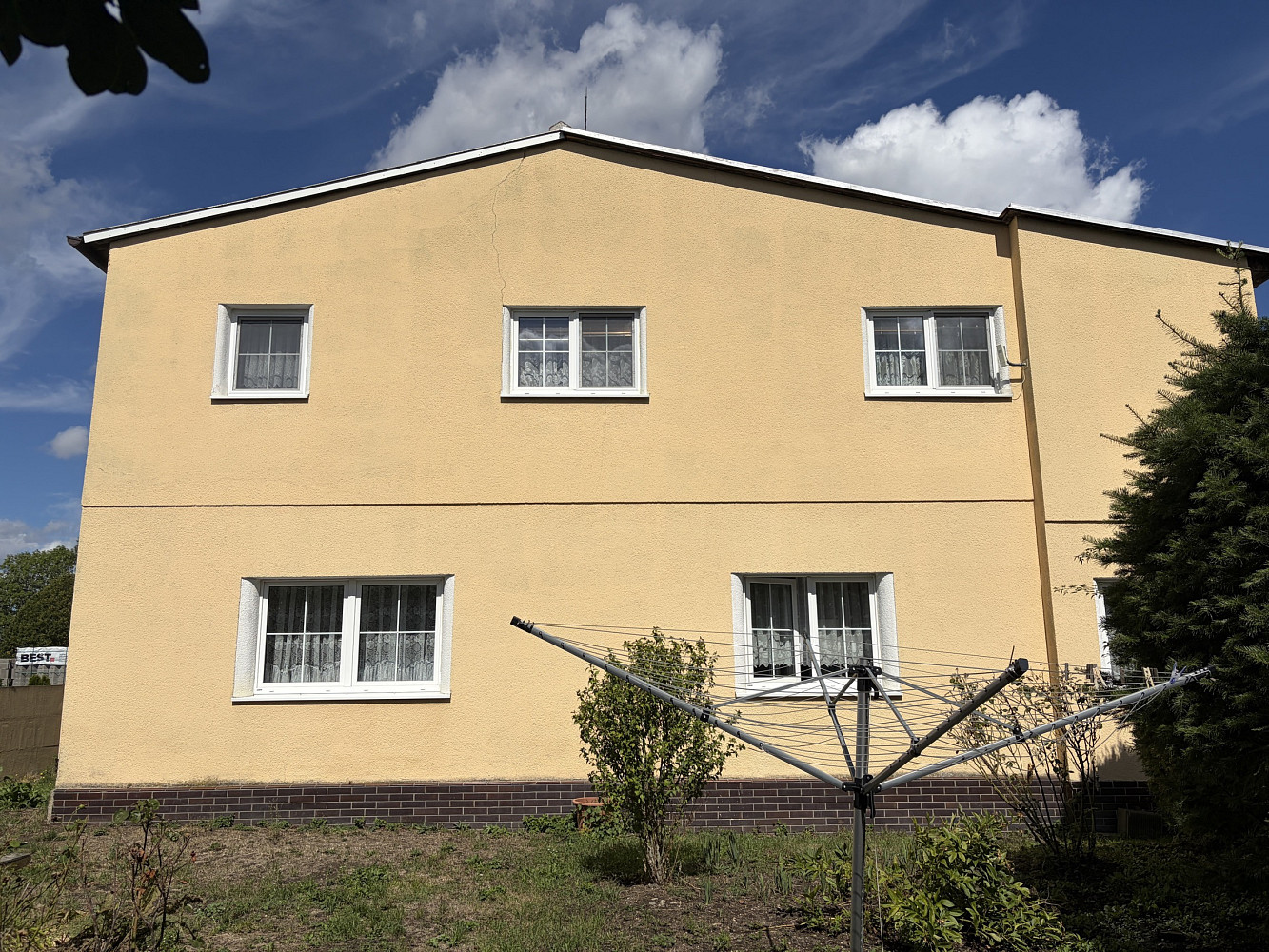 Prodej domu 193 m² s pozemkem 856 m² – fotografie 2