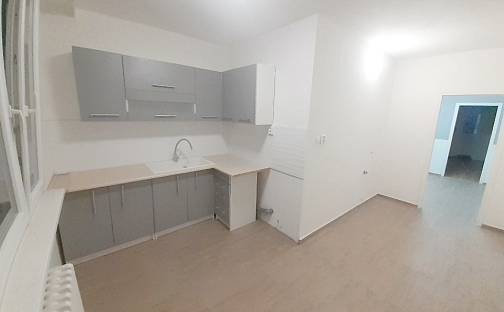 Prodej bytu 4+1 99 m², Karla Čapka, Krupka - Maršov, okres Teplice
