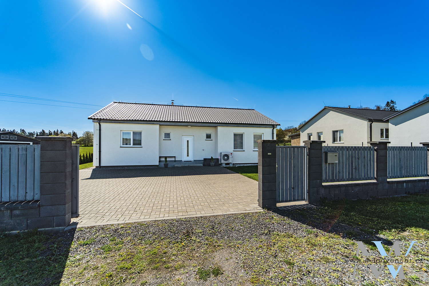 Prodej domu 106 m² s pozemkem 1 942 m²