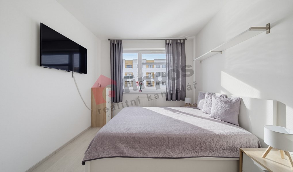Prodej bytu 3+kk 87 m², Praha – náhled fotky 2