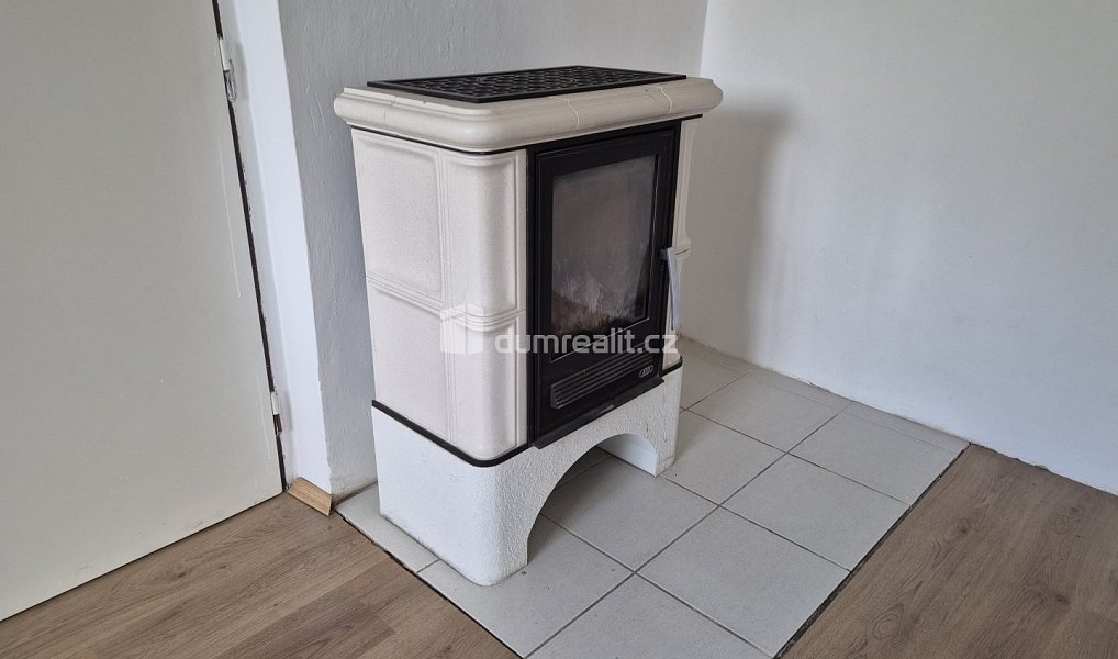 Prodej bytu 3+1 60 m², Pohorská Ves – náhled fotky 13