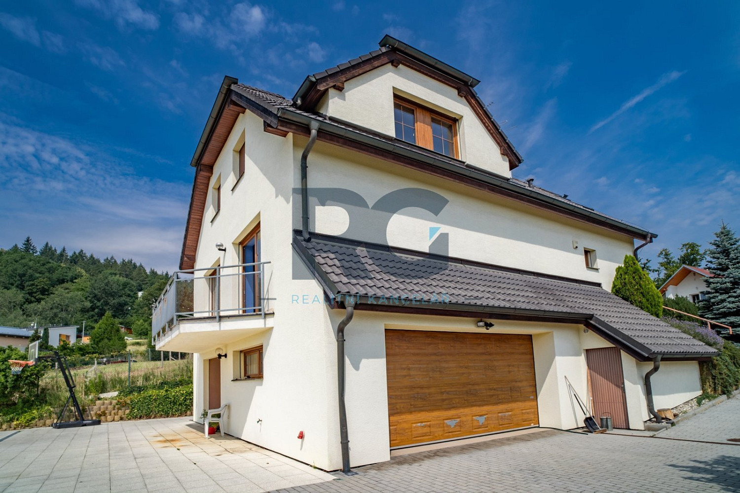 Prodej domu 226 m² s pozemkem 1 089 m² – fotografie 3