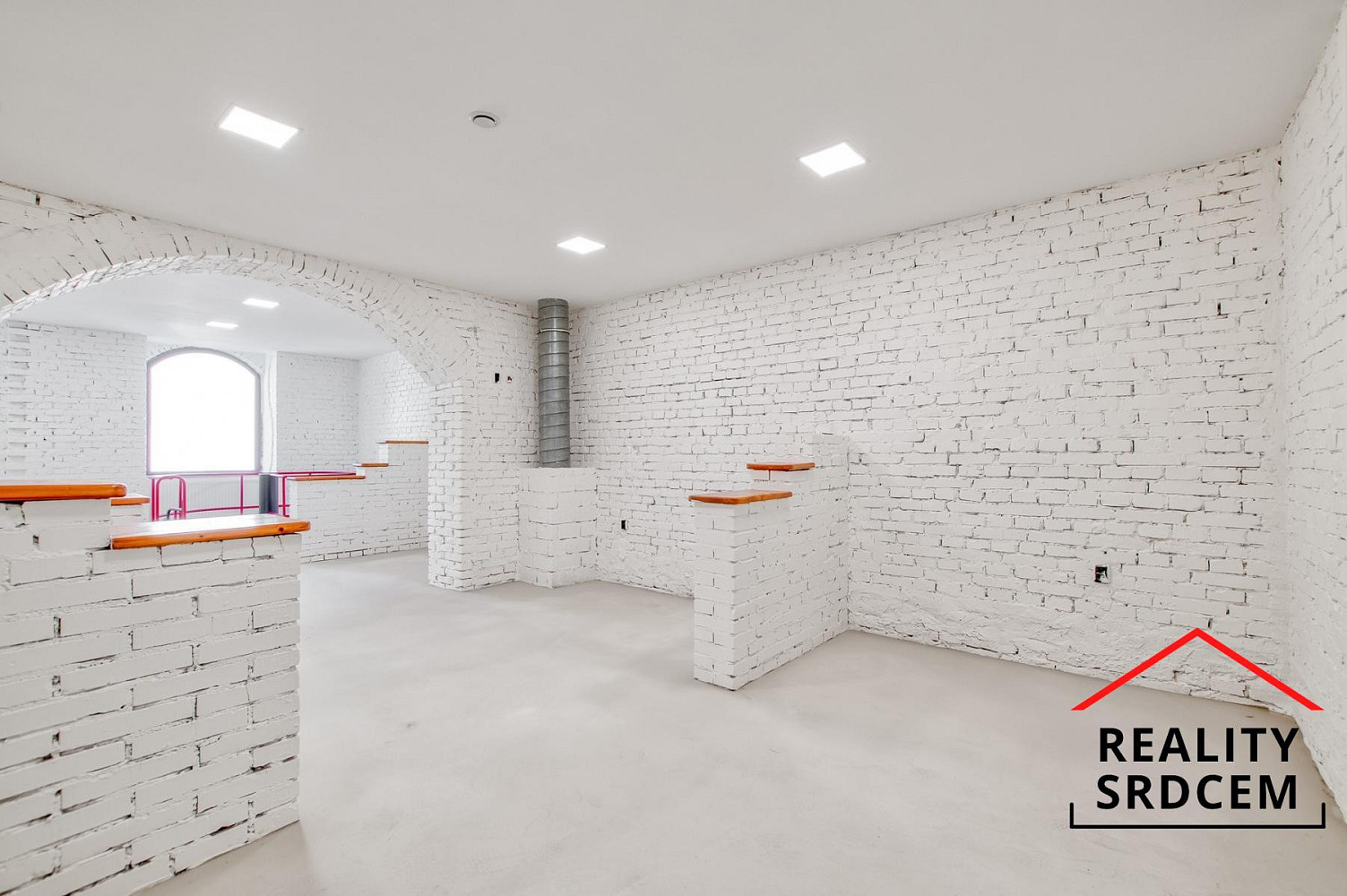 Pronájem kanceláře 167 m² – fotografie 5