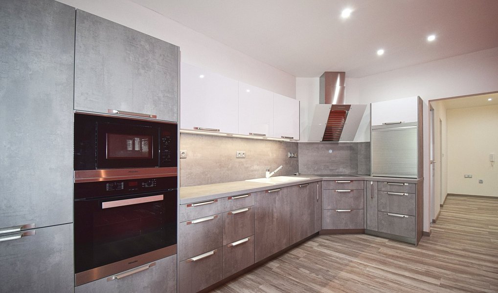 Prodej bytu 3+1 82 m², Plzeň – náhled fotky 4