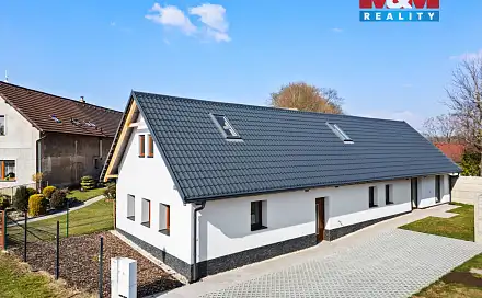 Prodej domu 104 m² s pozemkem 520 m², Jeníkovice, okres Hradec Králové