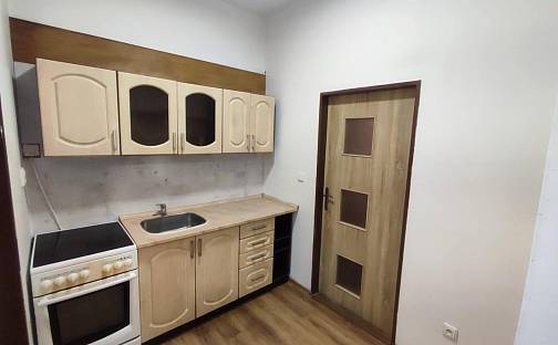 Prodej bytu 4+kk 94 m², K Bělidlu, Trutnov - Horní Staré Město