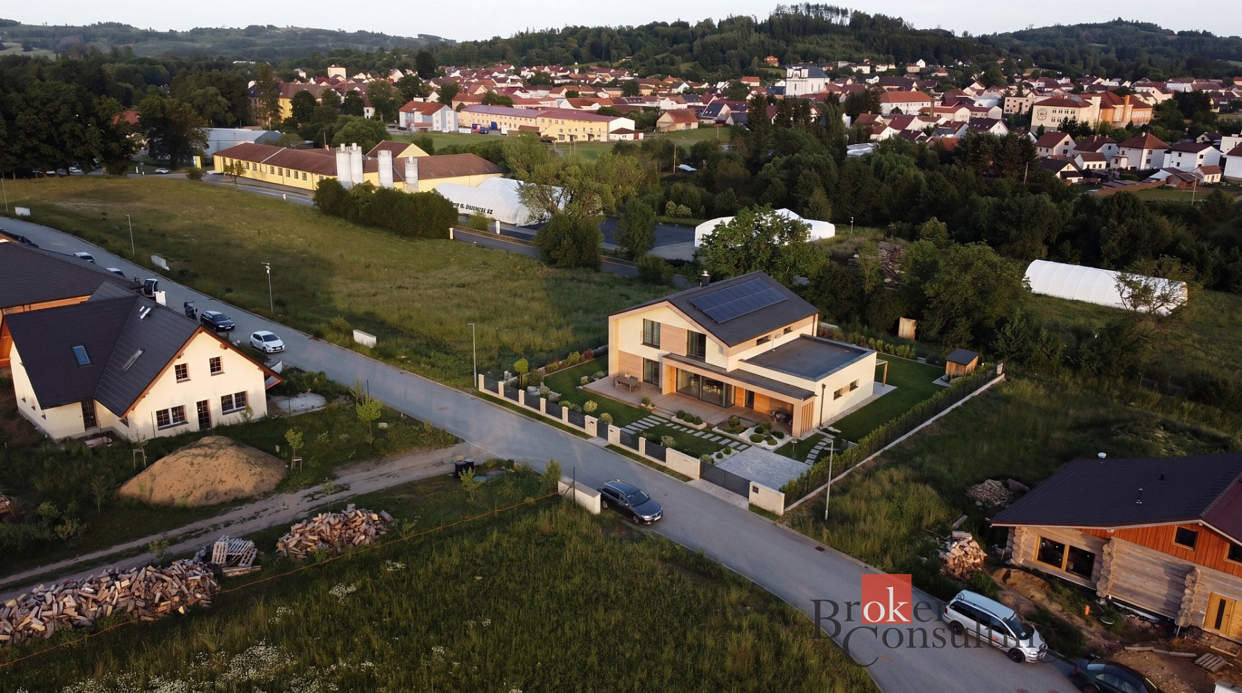 Prodej stavebního pozemku 1 244 m²