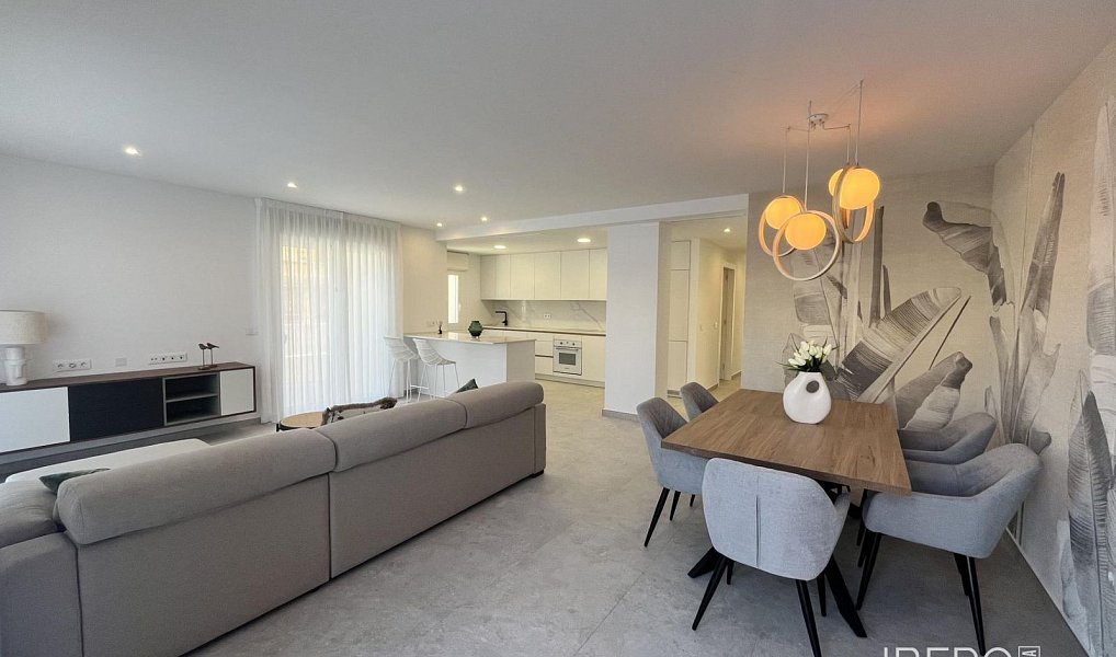 Prodej bytu 4+kk, 117 m², Torrevieja