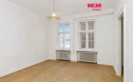 Prodej bytu 1+1 37 m², nám. T. G. Masaryka, Prostějov