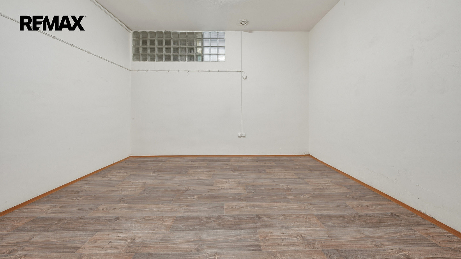Pronájem obchodních prostor 110 m² — photo 3