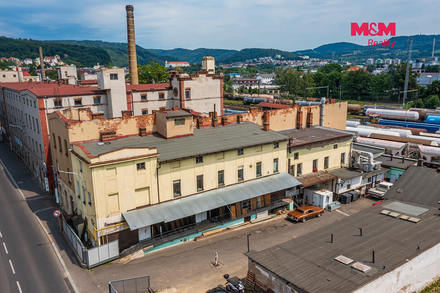 Prodej výrobních prostor 1 250 m² – fotografie 2