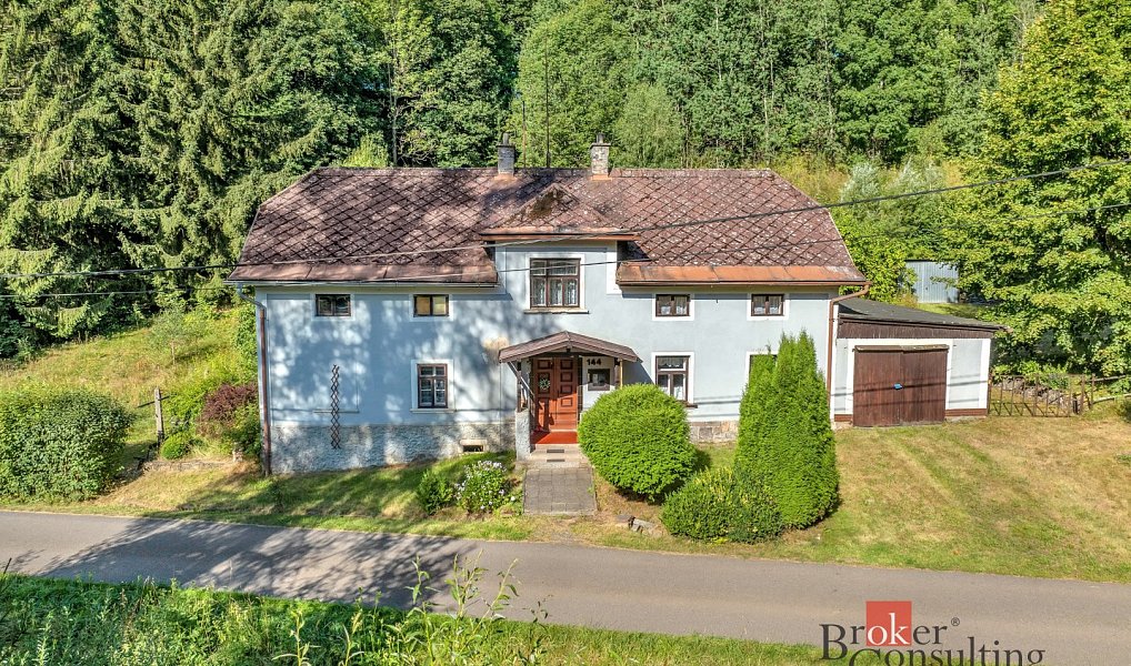 Prodej domu 145 m² s pozemkem 2 552 m², Šonov – fotka 1 z 35