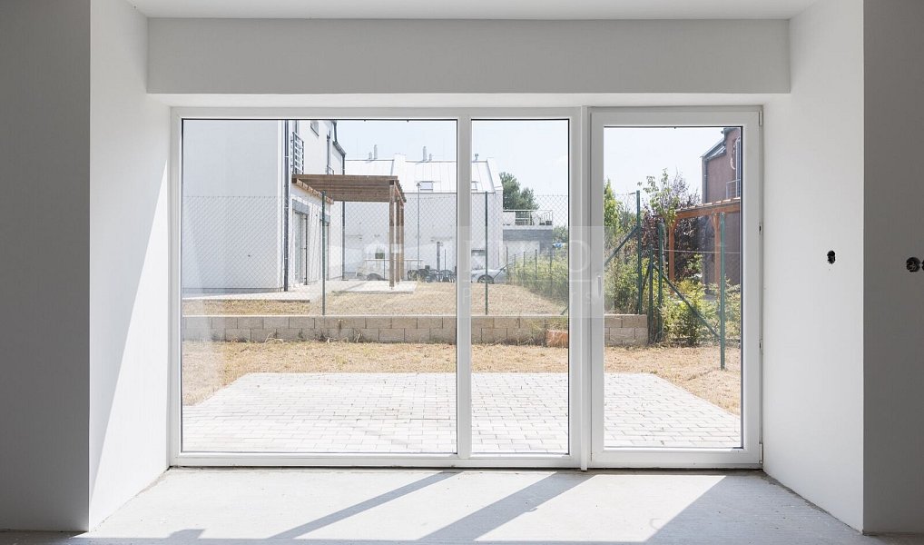 Prodej domu 166 m² s pozemkem 99 m², Mladá Boleslav – náhled fotky 2