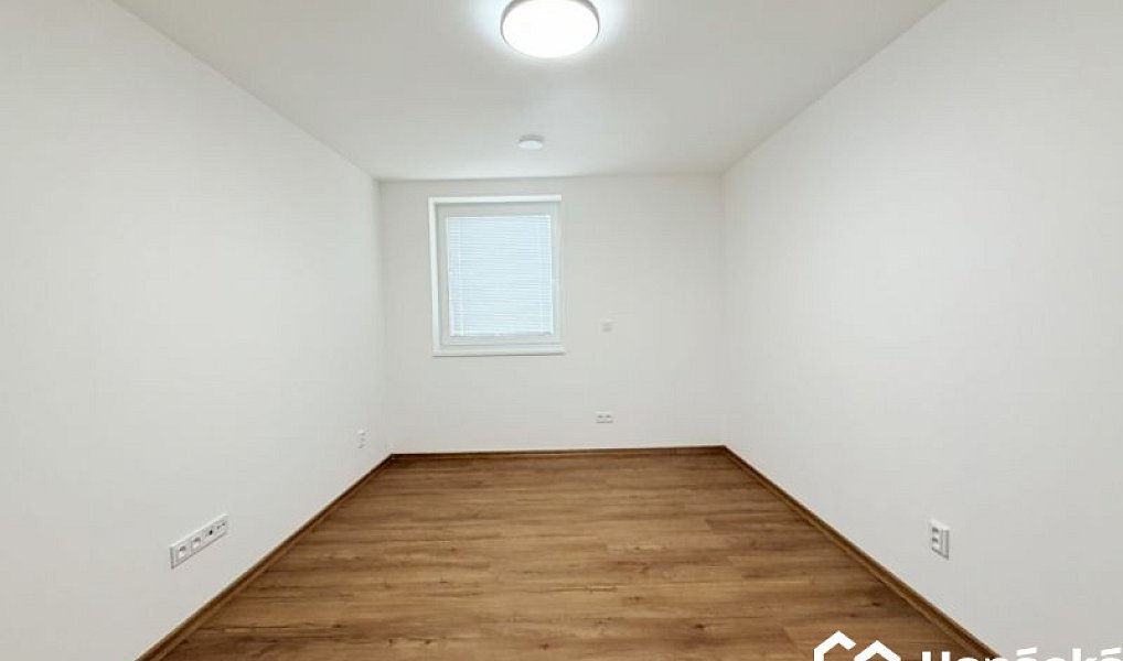 Pronájem bytu 1+1 42 m², Bystřice pod Hostýnem – náhled fotky 13