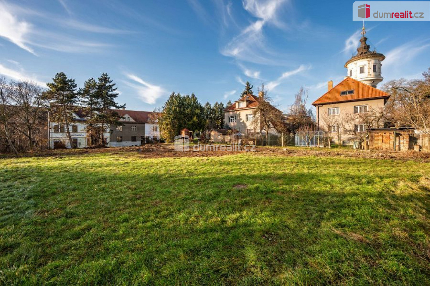 Prodej stavebního pozemku 909 m²