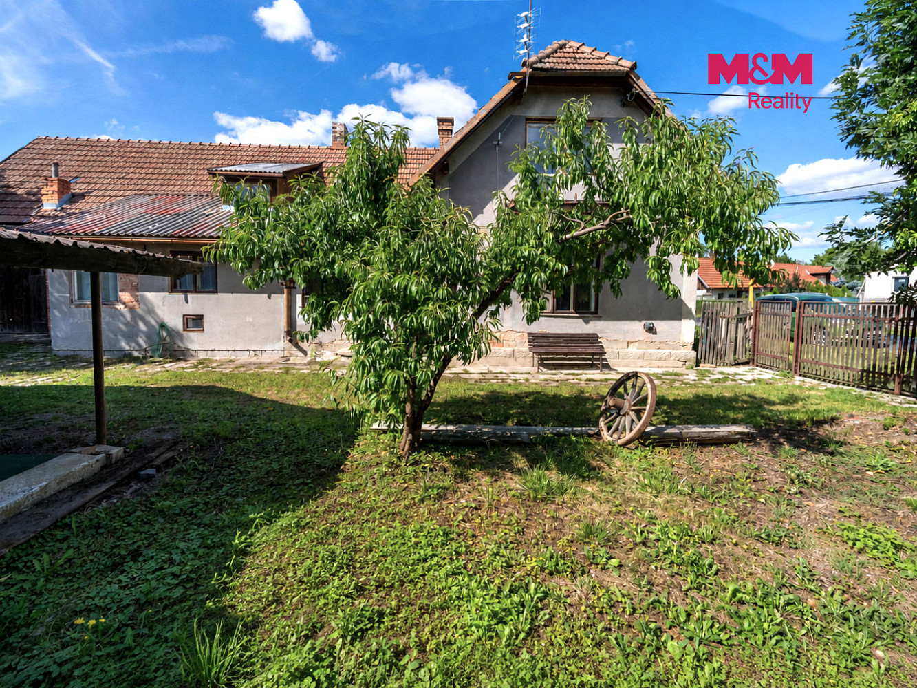 Prodej domu 154 m² s pozemkem 956 m² – fotografie 2