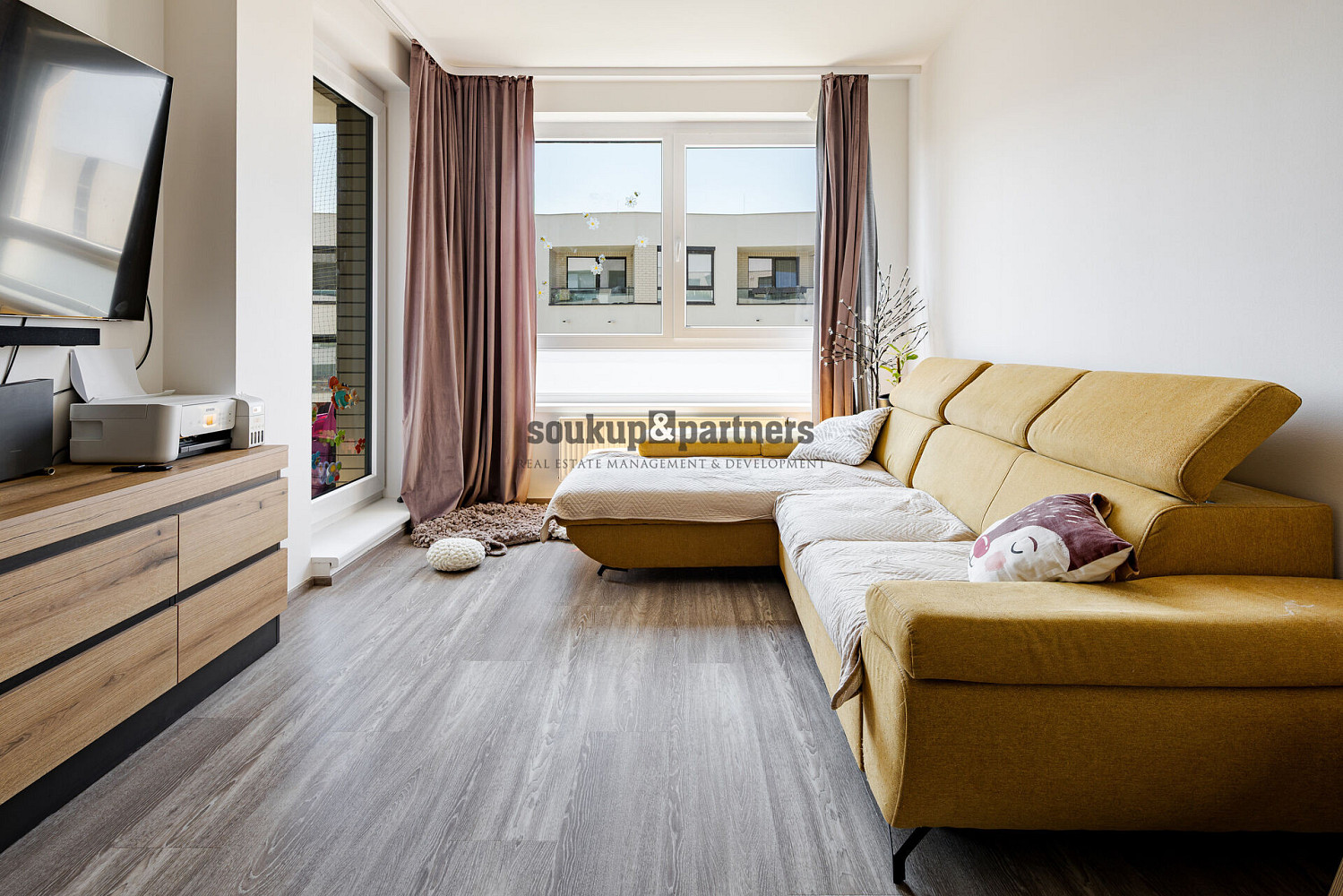 Byt 2+kk – Praha, Dolní Měcholupy – další